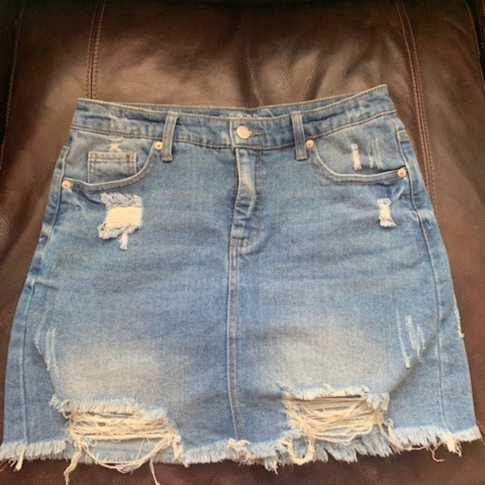 Wild Fable -Gently used Jean Skirt - Size 8